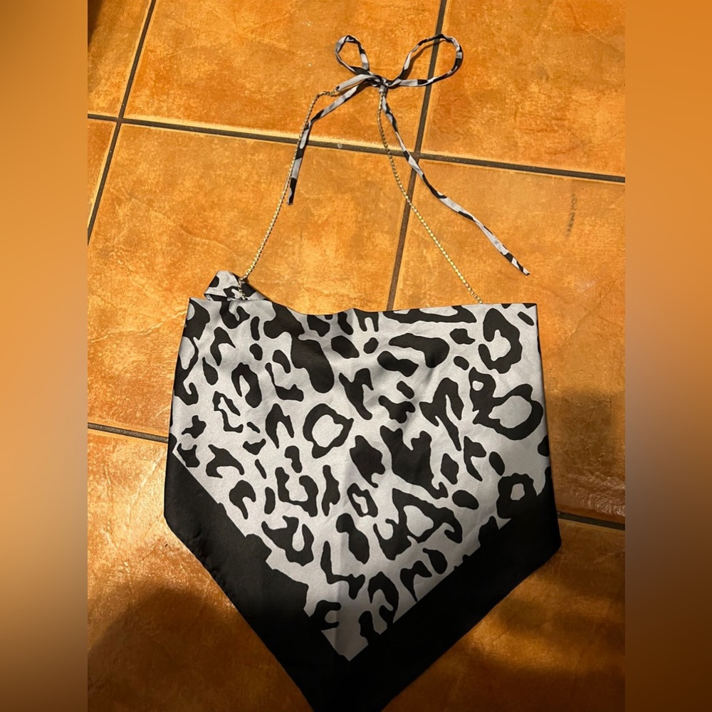Halter crop top